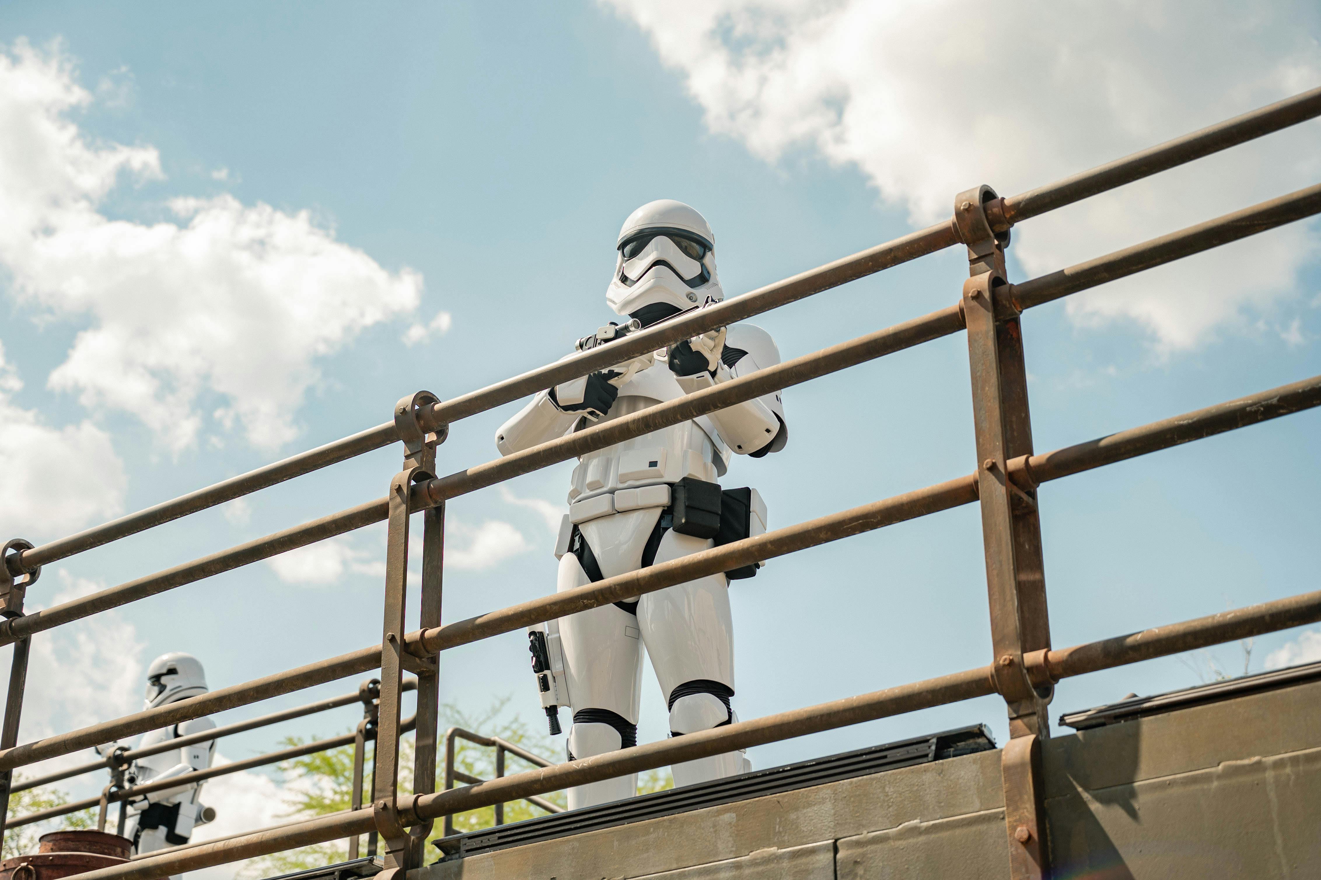 Best Gift Ideas for a Star Wars-Themed Party 